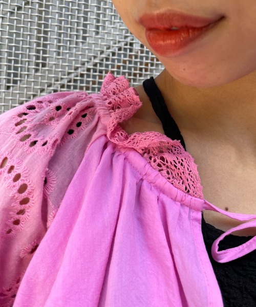 HELLO.SANFRANCISCO(ハローサンフランシスコ)の「【HELLO.SANFRANCISCO/ハローサンフランシスコ】パッチワークレースショートブラウス(シャツ/ブラウス・レディース・ホワイト/ブラック/ピンク・FREE)」の8枚目の写真