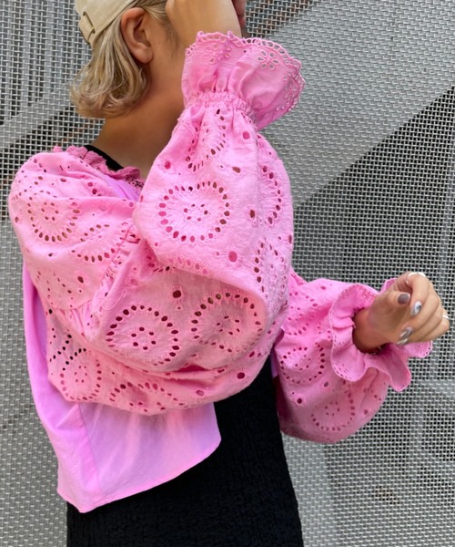 HELLO.SANFRANCISCO(ハローサンフランシスコ)の「【HELLO.SANFRANCISCO/ハローサンフランシスコ】パッチワークレースショートブラウス(シャツ/ブラウス・レディース・ホワイト/ブラック/ピンク・FREE)」の15枚目の写真