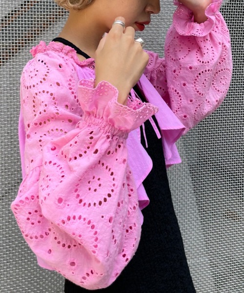 HELLO.SANFRANCISCO(ハローサンフランシスコ)の「【HELLO.SANFRANCISCO/ハローサンフランシスコ】パッチワークレースショートブラウス(シャツ/ブラウス・レディース・ホワイト/ブラック/ピンク・FREE)」の22枚目の写真