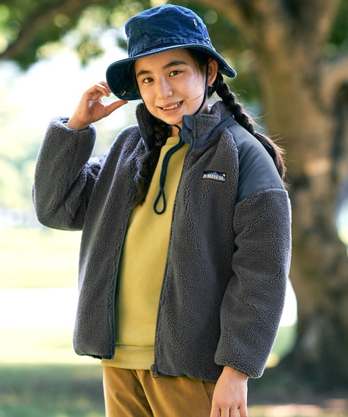 KRIFF MAYER Kid's Collection(クリフメイヤーキッズコレクション)の「軽ボアJK(ブルゾン・キッズ・ブラウン/ベージュ/ネイビー/グレー・120/130/140/150/160/170)」の2枚目の写真