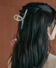Dita Muaj.（ディータムアージュ）の「クリアヘアクリップ（バレッタ/ヘアクリップ）」