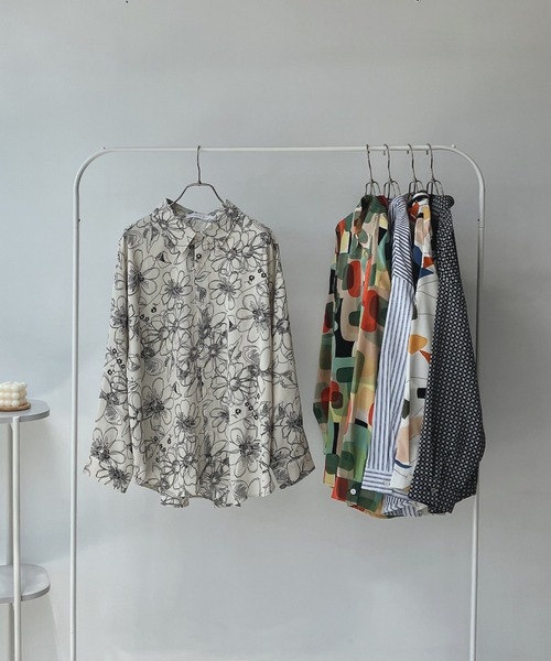 AS KNOW AS plus（アズノゥアズプラス）の「♪着回し ビッグシャツ【UNISEX ITEM】（シャツ/ブラウス・レディース・オフホワイト/ホワイト系その他/ブラック系その他/ベージュ系その他/グリーン系その他/ストライプ/ブラック系/ホワイト×ブラック/ブルー系/ホワイト系/グリーン系/ベージュ系/ホワイト系1/ブラウン系その他/ブラック系1/ブラック系その他2/ブラック系3/ホワイト系その他2/ブルー系その他/ブラック系2/ブラック系4/レッド系その他/ブラック系5/ブラック系その他3/ブルー系1/ブラック系6/ブラウン系その他2・FREE）」の7枚目の写真