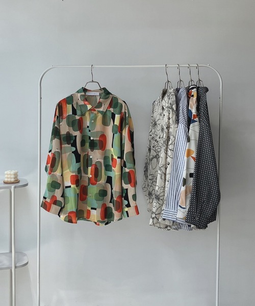 AS KNOW AS plus（アズノゥアズプラス）の「♪着回し ビッグシャツ【UNISEX ITEM】（シャツ/ブラウス・レディース・オフホワイト/ホワイト系その他/ブラック系その他/ベージュ系その他/グリーン系その他/ストライプ/ブラック系/ホワイト×ブラック/ブルー系/ホワイト系/グリーン系/ベージュ系/ホワイト系1/ブラウン系その他/ブラック系1/ブラック系その他2/ブラック系3/ホワイト系その他2/ブルー系その他/ブラック系2/ブラック系4/レッド系その他/ブラック系5/ブラック系その他3/ブルー系1/ブラック系6/ブラウン系その他2・FREE）」の21枚目の写真