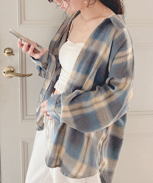 AS KNOW AS plus（アズノゥアズプラス）の「♪着回し ビッグシャツ【UNISEX ITEM】（シャツ/ブラウス・レディース・オフホワイト/ホワイト系その他/ブラック系その他/ベージュ系その他/グリーン系その他/ストライプ/ブラック系/ホワイト×ブラック/ブルー系/ホワイト系/グリーン系/ベージュ系/ホワイト系1/ブラウン系その他/ブラック系1/ブラック系その他2/ブラック系3/ホワイト系その他2/ブルー系その他/ブラック系2/ブラック系4/レッド系その他/ブラック系5/ブラック系その他3/ブルー系1/ブラック系6/ブラウン系その他2・FREE）」の20枚目の写真