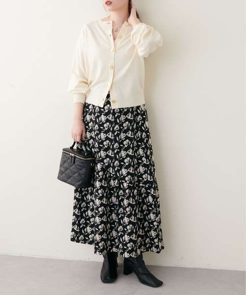 natural couture(ナチュラルクチュール)の「おしゃれゴールド釦シンプルカーディガン(カーディガン/ボレロ・レディース・その他1/グリーン系その他/オフホワイト/ブラック/ピンク・FREE)」の18枚目の写真
