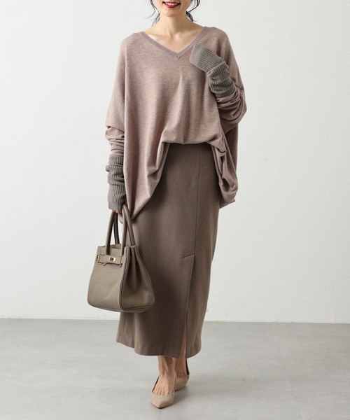 OUVRAGE CLASSE（ウヴラージュクラス）の「ワイドVネックプル