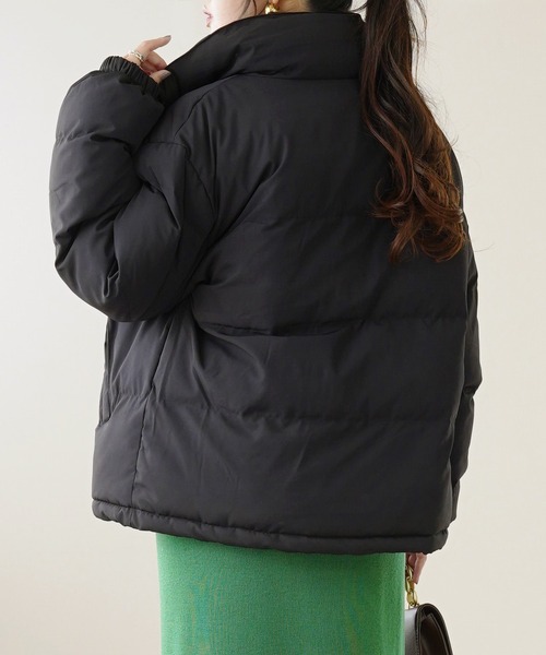 IAMUSE(アイアミューズ)の「スタンドカラー中綿ダウンジャケット S0775【IAMUSE】(ダウンジャケット/コート・レディース・ブラック/グレイッシュベージュ・FREE)」の14枚目の写真