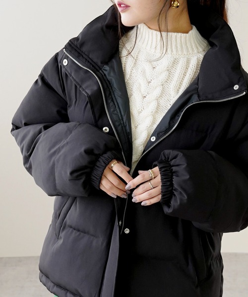 IAMUSE(アイアミューズ)の「スタンドカラー中綿ダウンジャケット S0775【IAMUSE】(ダウンジャケット/コート・レディース・ブラック/グレイッシュベージュ・FREE)」の21枚目の写真