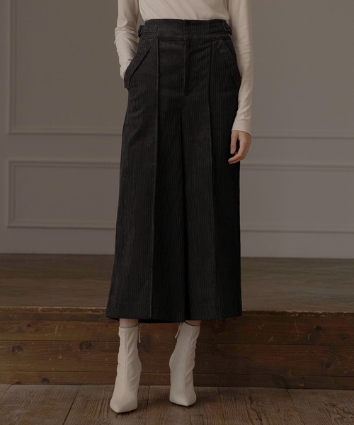 MIELI INVARIANT（ミエリインヴァリアント）の「Corduroy H/W Slacks（その他パンツ・レディース・ホワイト/ブラック/ブルー・SMALL/MEDIUM）」の20枚目の写真