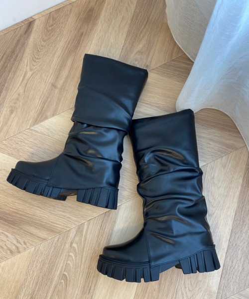WEGO（ウィゴー）の「WEGO/シャーリングブーツ（ブーツ・レディース・ブラック・MEDIUM/LARGE）」の2枚目の写真