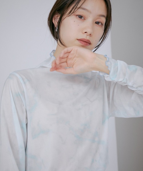 VIS(ビス)の「【洗える】前後2WAYシアーハイネックメローインナー(Tシャツ/カットソー・レディース・ホワイト/ブラック/ホワイト系その他・FREE)」の5枚目の写真