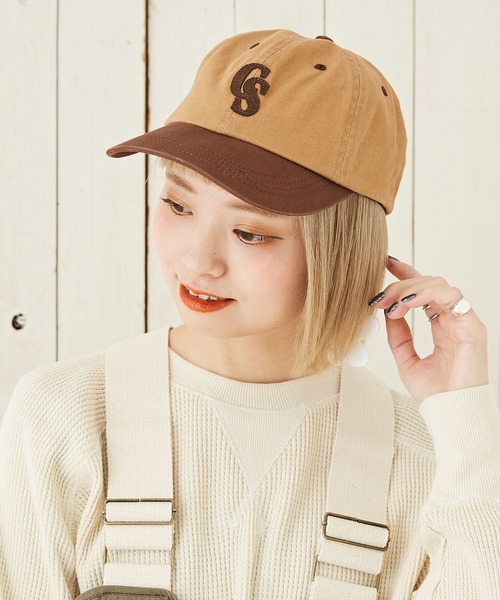 CUBE SUGAR(キューブシュガー)の「コットンツイルロゴベースボールキャップ(キャップ・レディース・ブラウン/ホワイト×ネイビー/ネイビー/ホワイト×グリーン・M)」の3枚目の写真
