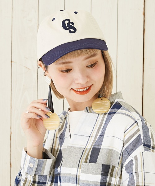 CUBE SUGAR(キューブシュガー)の「コットンツイルロゴベースボールキャップ(キャップ・レディース・ブラウン/ホワイト×ネイビー/ネイビー/ホワイト×グリーン・M)」の2枚目の写真