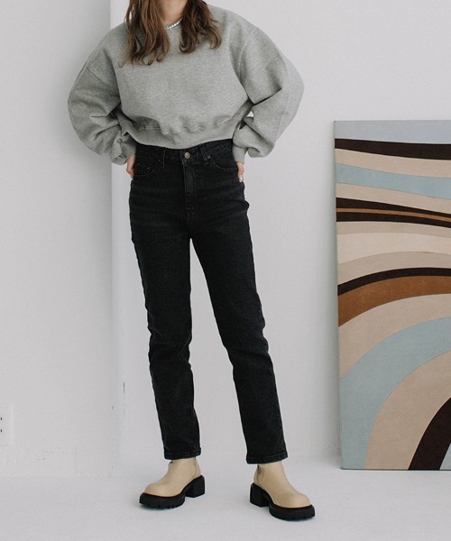 Flugge（フラッジー）の「volume sleeve short sweat/ボリュームスリーブショートスウェット（スウェット・レディース・グレー/アッシュ/ブラック・FREE）」の14枚目の写真