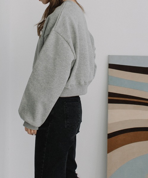 Flugge（フラッジー）の「volume sleeve short sweat/ボリュームスリーブショートスウェット（スウェット・レディース・グレー/アッシュ/ブラック・FREE）」の16枚目の写真