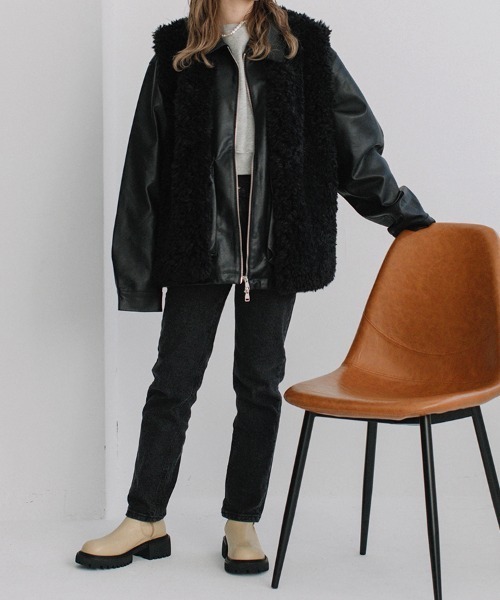 Flugge（フラッジー）の「volume sleeve short sweat/ボリュームスリーブショートスウェット（スウェット・レディース・グレー/アッシュ/ブラック・FREE）」の18枚目の写真
