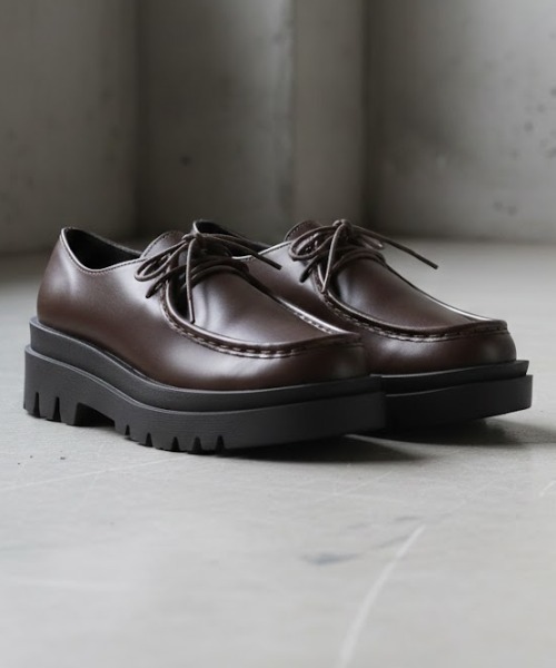 LibertyDoll（リバティードール）の「軽量厚底 ユニセックス トラックソールローカットシューズ（ドレスシューズ・レディース・ダークブラウン系1/ホワイト/ブラック系/ブラック系1/ブラック/ブラック系その他/ホワイト系1/ダークブラウン/ブラック系2/ブラック×ホワイト/ブラック系3/ダークブラウン系2/ブラック系4/ブラック系5/ダークブラウン系3/ベージュ/シルバー系1/シルバー系2/ブラック系6/ブラック系7/ブラック系9/ブラック系8/ブラック系その他2/その他1/その他2/その他3・M/XL/40/S/43/42/41/44/L/LL）」の20枚目の写真