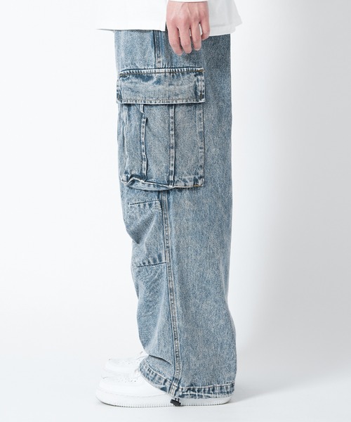 improves(インプローブス)の「ケミカル ウォッシュ デニム ワイド カーゴパンツ(デニムパンツ・メンズ・ブラック/ネイビー・LARGE/MEDIUM)」の5枚目の写真