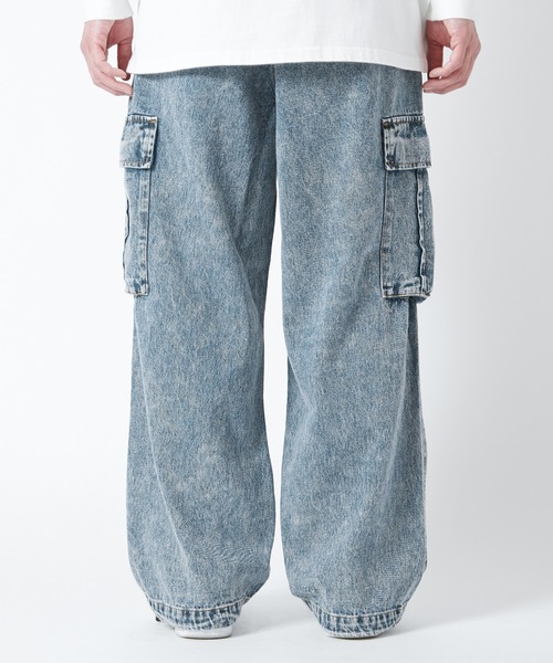 improves(インプローブス)の「ケミカル ウォッシュ デニム ワイド カーゴパンツ(デニムパンツ・メンズ・ブラック/ネイビー・LARGE/MEDIUM)」の3枚目の写真