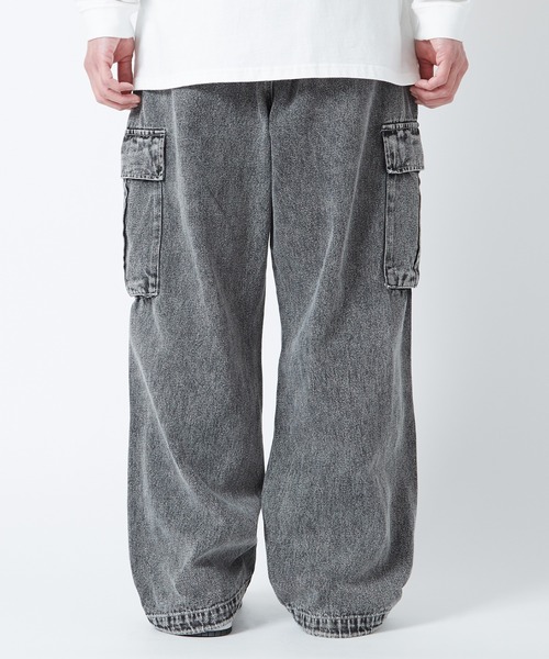 improves(インプローブス)の「ケミカル ウォッシュ デニム ワイド カーゴパンツ(デニムパンツ・メンズ・ブラック/ネイビー・LARGE/MEDIUM)」の10枚目の写真