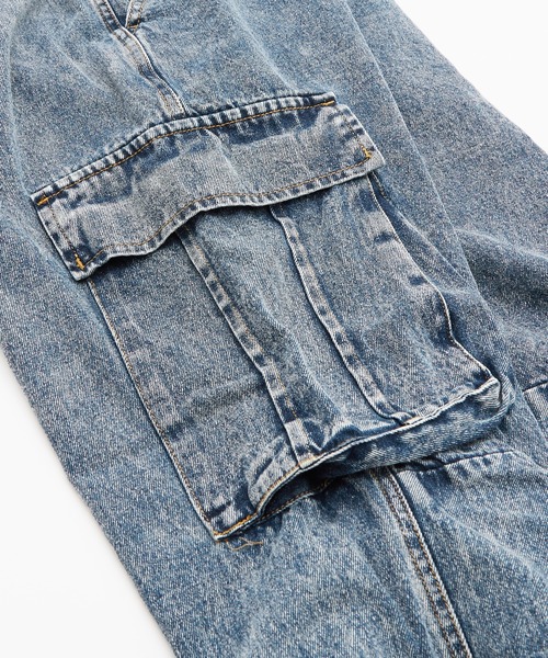 improves(インプローブス)の「ケミカル ウォッシュ デニム ワイド カーゴパンツ(デニムパンツ・メンズ・ブラック/ネイビー・LARGE/MEDIUM)」の4枚目の写真