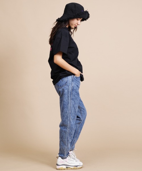 Columbia（コロンビア）の「【ムラサキスポーツ別注】columbia/コロンビア  ビッグシルエット/オーバーサイズ/バックプリントTシャツ PL9153（Tシャツ/カットソー・レディース・ブラック/グレー/ホワイト/カーキ・S/M/L）」の13枚目の写真