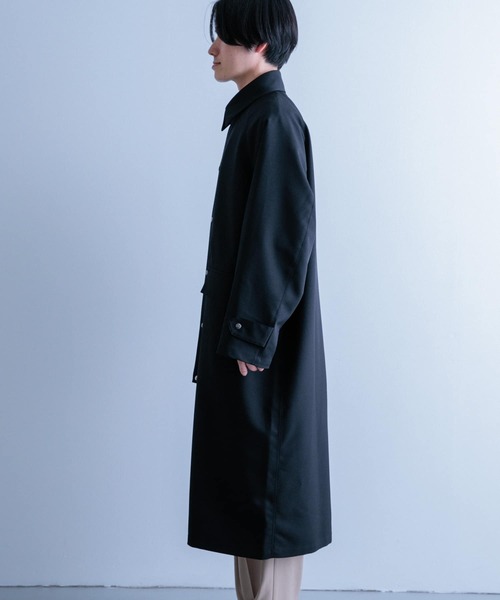 ITEMS URBANRESEARCH（アイテムズ アーバンリサーチ）の「ポリツイル ステンカラーオーバーコート（ステンカラーコート・メンズ・モカ/ブラック・MEDIUM/LARGE）」の16枚目の写真