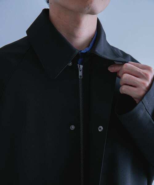 ITEMS URBANRESEARCH（アイテムズ アーバンリサーチ）の「ポリツイル ステンカラーオーバーコート（ステンカラーコート・メンズ・モカ/ブラック・MEDIUM/LARGE）」の20枚目の写真