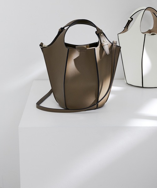 ROPE'（ロペ）の「【一部直営店舗・WEB限定】パネルプリーツミドルバッグ/ポーチ付き（ハンドバッグ・レディース・ミント/ホワイト/ベージュ系その他・FREE）」の2枚目の写真