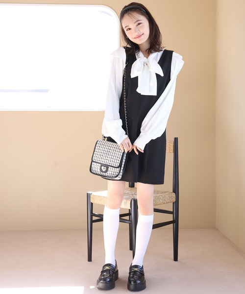 one after another NICE CLAUP（ワンアフターアナザーナイスクラップ）の「1枚でコーディネートが決まる/ボウタイブラウス＋ジャンスカセット（ワンピース・レディース・ブラック系その他/ブラック/ピンク系・FREE）」の7枚目の写真