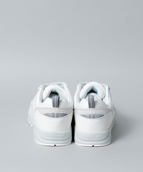 KARHU(カルフ)の「【2023カラー】KARHU FUSION2.0 / フュージョン WHITE(スニーカー・レディース・ネイビー/ホワイト・5/6/7)」の5枚目の写真