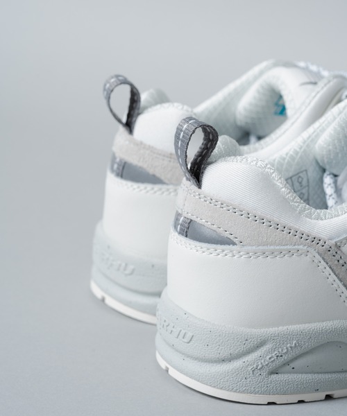 KARHU(カルフ)の「【2023カラー】KARHU FUSION2.0 / フュージョン WHITE(スニーカー・レディース・ネイビー/ホワイト・5/6/7)」の7枚目の写真