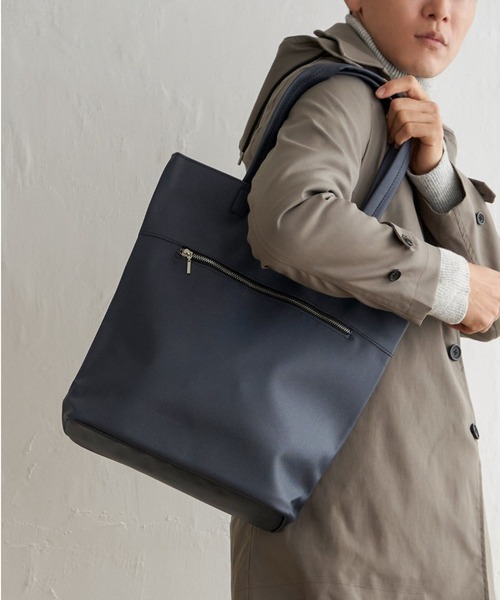 ikka(イッカ)の「レザータッチサフィアーノトート(トートバッグ・メンズ・ブラック/ネイビー/ダークネイビー/ダークブラウン/モカ・FREE)」の5枚目の写真