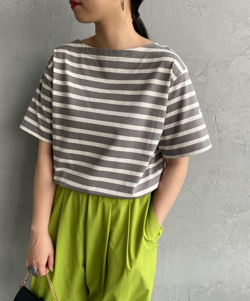 ORCIVAL（オーシバル）の「[ORCIVAL/オーシバル] ボートネック ショートスリーブTシャツ（Tシャツ/カットソー・レディース・レッド/グレイッシュベージュ/ブルー・1）」の2枚目の写真