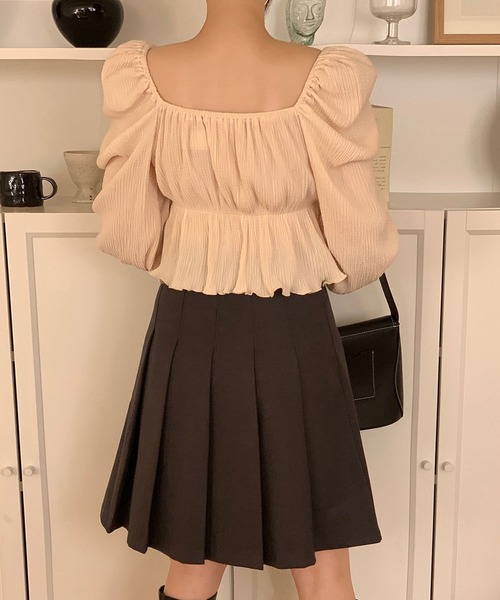 LAFFMO（ラフモ）の「スクエアネックフリルクロップドブラウス（シャツ/ブラウス・レディース・ベージュ/ピンク・FREE）」の15枚目の写真