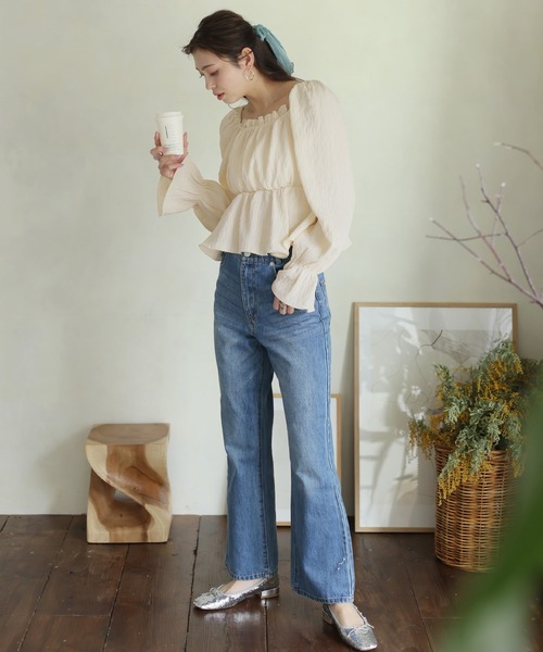 LAFFMO（ラフモ）の「スクエアネックフリルクロップドブラウス（シャツ/ブラウス・レディース・ベージュ/ピンク・FREE）」の7枚目の写真