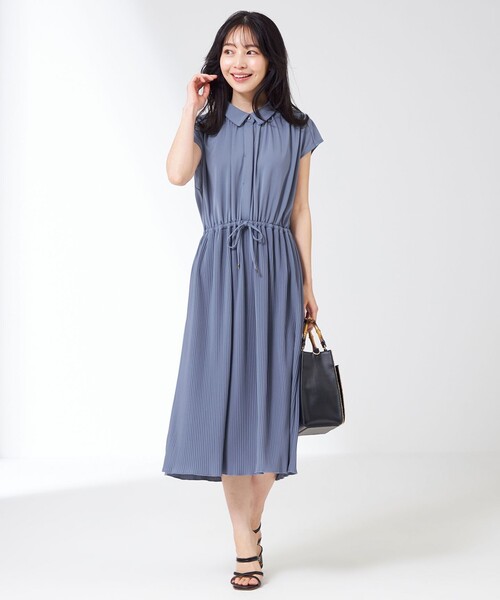 ANY SIS(エニィスィス)の「【接触冷感・吸水速乾・UVケア】エアリードレープスムースプリーツ ワンピース(ワンピース・レディース・ネイビー系/オレンジ系/ダルブルー系・2)」の8枚目の写真