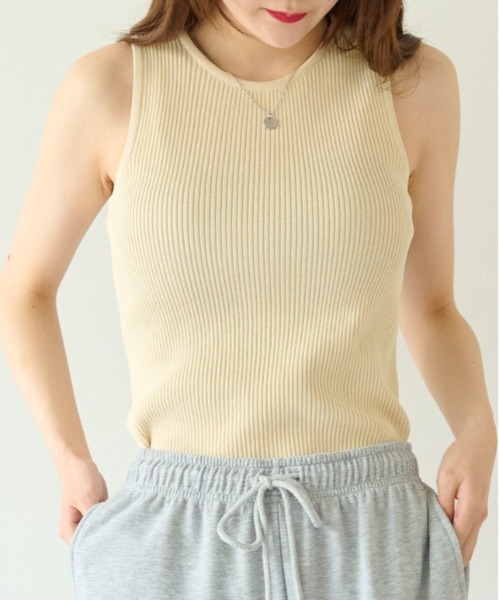 ECRIRE(エクリール)の「アメリカンスリーブ リブニットタンクトップ(タンクトップ・レディース・オレンジ/イエロー/アイボリー/ブラック・M)」の17枚目の写真