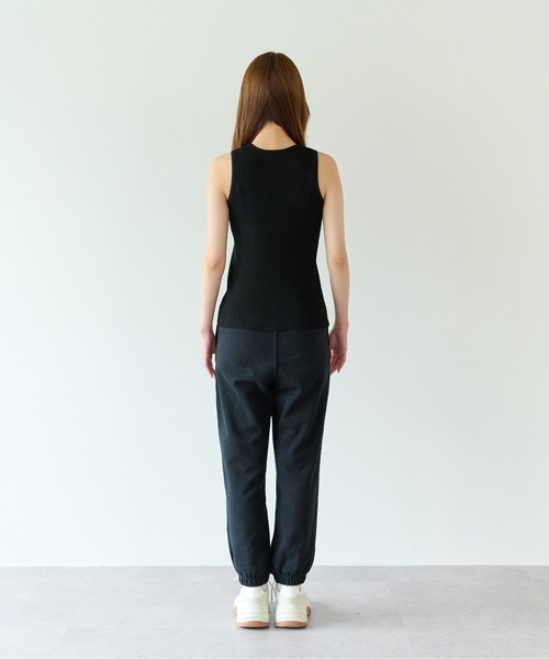 ECRIRE(エクリール)の「アメリカンスリーブ リブニットタンクトップ(タンクトップ・レディース・オレンジ/イエロー/アイボリー/ブラック・M)」の6枚目の写真