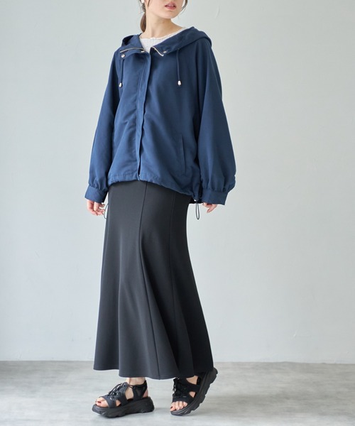 tocco closet(トッコ クローゼット)の「【限定】エステル平織マウンテンパーカー(マウンテンパーカー・レディース・ネイビー/アイボリー・M)」の14枚目の写真