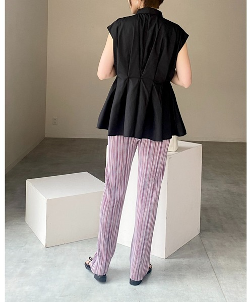 She's Closet(シーズクローゼット)の「スタンドカラーウエストタックフレンチスリーブフレアペプラムブラウス(シャツ/ブラウス・レディース・ホワイト/ブラック/ブルー・FREE)」の22枚目の写真