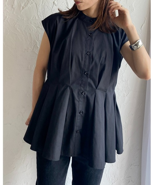She's Closet(シーズクローゼット)の「スタンドカラーウエストタックフレンチスリーブフレアペプラムブラウス(シャツ/ブラウス・レディース・ホワイト/ブラック/ブルー・FREE)」の6枚目の写真