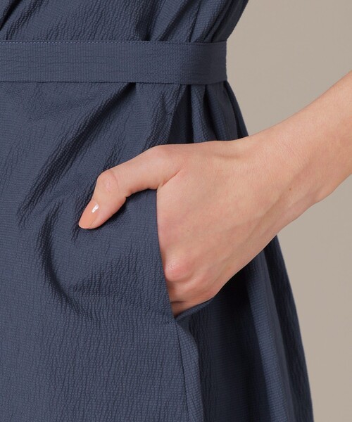 MACKINTOSH LONDON（マッキントッシュ ロンドン）の「コットンナイロンサッカーワンピース（ワンピース・レディース・ライトブルー/ブラック・38）」の7枚目の写真