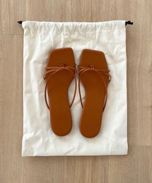 Didot.showroom | リボンクロススクエアフラットサンダル(サンダル)