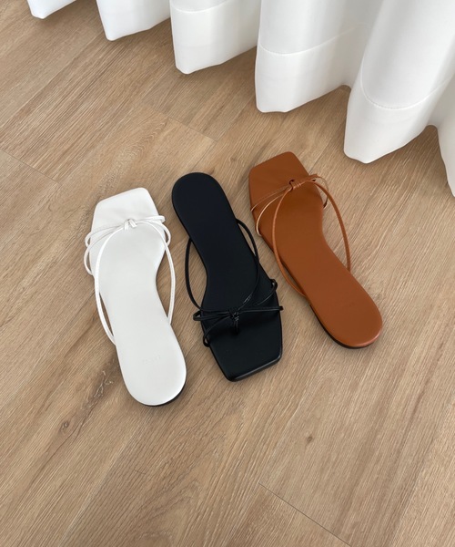 Didot.showroom（ディドット ショールーム）の「リボンクロススクエアフラットサンダル（サンダル・レディース・ブラウン/ホワイト/ブラック・23cm/23.5cm/24cm/24.5cm/25cm）」の10枚目の写真