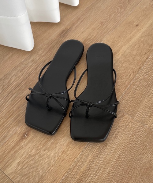 Didot.showroom（ディドット ショールーム）の「リボンクロススクエアフラットサンダル（サンダル・レディース・ブラウン/ホワイト/ブラック・23cm/23.5cm/24cm/24.5cm/25cm）」の7枚目の写真