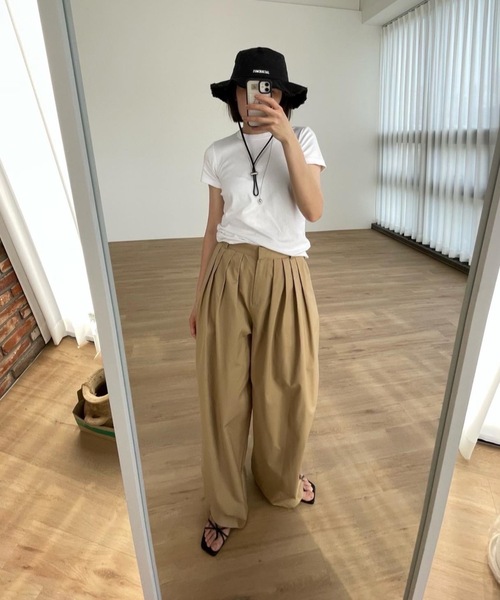 Didot.showroom（ディドット ショールーム）の「リボンクロススクエアフラットサンダル（サンダル・レディース・ブラウン/ホワイト/ブラック・23cm/23.5cm/24cm/24.5cm/25cm）」の5枚目の写真