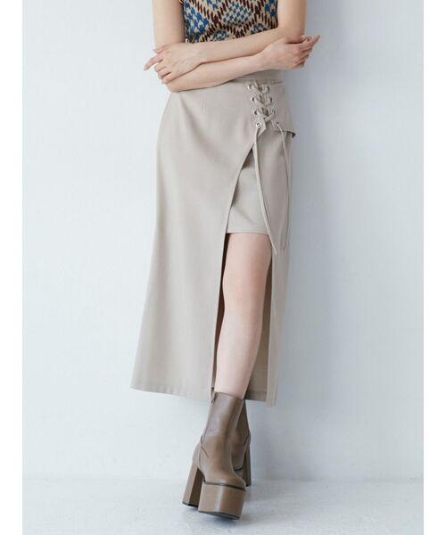 MURUA(ムルーア)の「レースアップラップスカート(スカート・レディース・ブラック/ベージュ/アイボリー・1/2)」の4枚目の写真