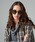 CHARLES & KEITH�i�`���[���Y & �L�[�X�j�́u�X�N�G�A �V�b�N�t���[���T���O���X�i�T���O���X�j�v�b�x�[�W��