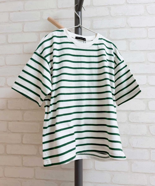 ZI-ON(ジーオン)の「ビッグシルエットボーダー半袖Tシャツ(Tシャツ/カットソー・キッズ・ベージュ/ダークグリーン/ネイビー/オフホワイト/ブルー/ホワイト×グリーン/ホワイト×ブラック/杢グレー/グレー系その他/ホワイト×ネイビー/チャコール/ネイビー×ホワイト・150cm/140cm/130cm/160cm/120cm/110cm)」の3枚目の写真